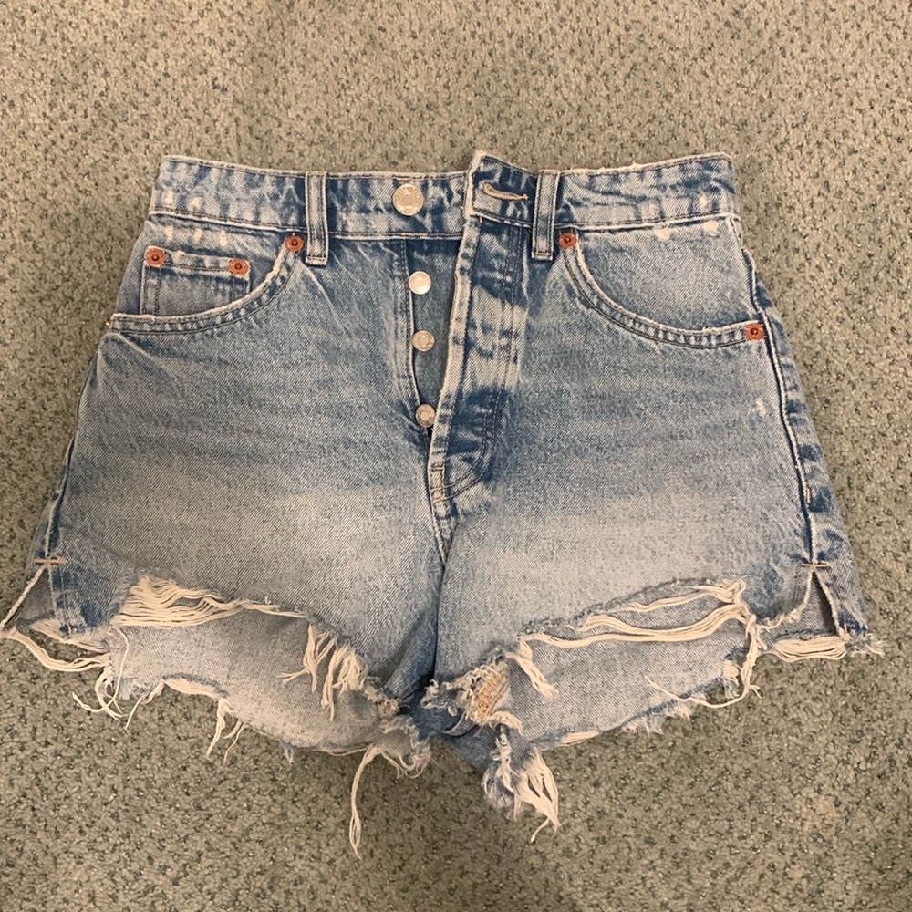 zara denim shorts